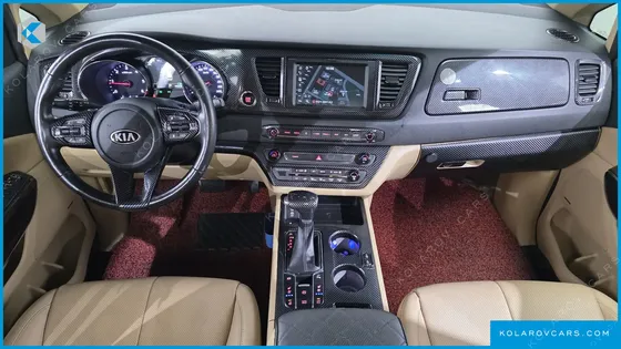 KIA CARNIVAL 9-SEATER HI-LIMOUSINE