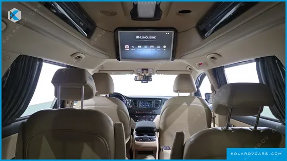 KIA CARNIVAL 9-SEATER HI-LIMOUSINE