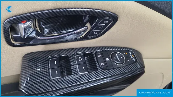 KIA CARNIVAL 9-SEATER HI-LIMOUSINE