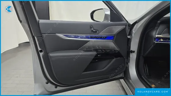 BMW 7 SERIES 740I XDRIVE CLASSIC SILVER EDITION