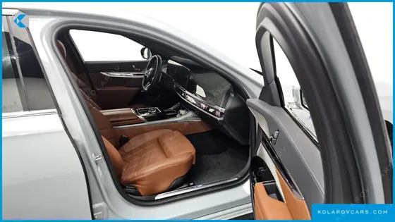 BMW 7 SERIES 740I SDRIVE M SPORT