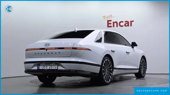 HYUNDAI GRANDEUR 2,5 GASOLINE 2WD