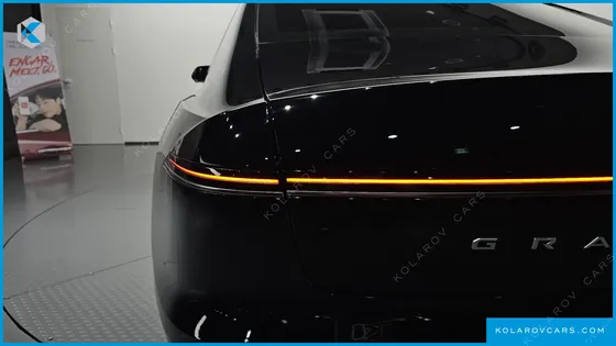 HYUNDAI GRANDEUR 2,5 GASOLINE 2WD