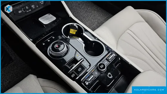 KIA K5 SIGNATURE