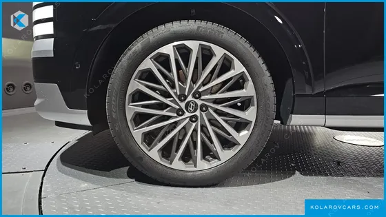 HYUNDAI PALISADE GASOLINE 2.5T 4WD 7-SEATER