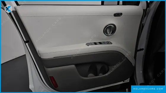 HYUNDAI PALISADE GASOLINE 2.5T 2WD 7-SEATER