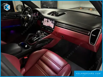 PORSCHE CAYENNE 3.0