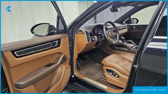 PORSCHE CAYENNE 3.0