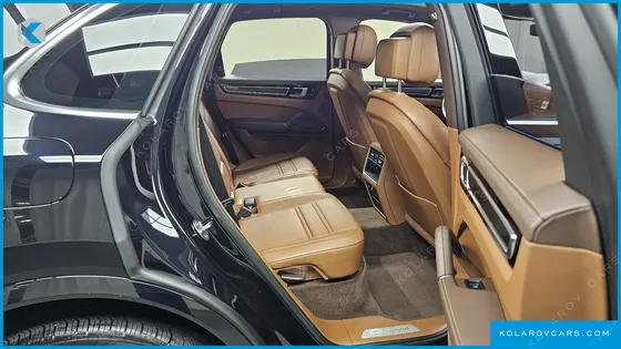 PORSCHE CAYENNE 3.0