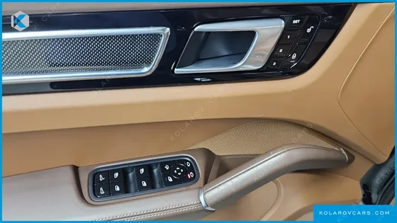 PORSCHE CAYENNE 3.0