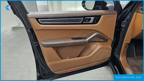 PORSCHE CAYENNE 3.0