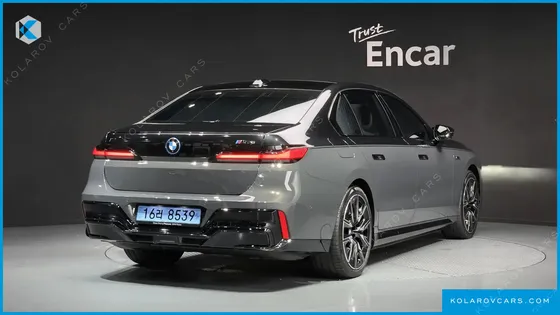 BMW I7 M70 XDRIVE M PERFORMANCE
