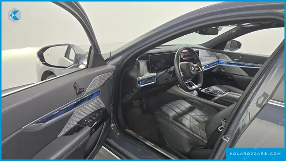 BMW I7 XDRIVE 60 DESIGN PURE EXCELLENCE