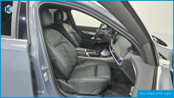 BMW I7 XDRIVE 60 DESIGN PURE EXCELLENCE