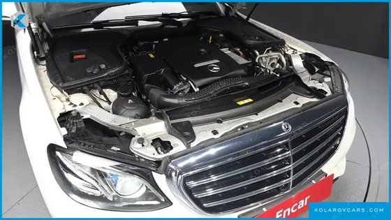 MERCEDES E-CLASS E300 4MATIC EXCLUSIVE