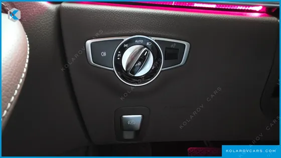 MERCEDES E-CLASS E300 4MATIC EXCLUSIVE