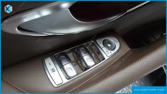 MERCEDES E-CLASS E300 4MATIC EXCLUSIVE
