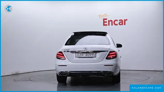 MERCEDES E-CLASS E300 EXCLUSIVE