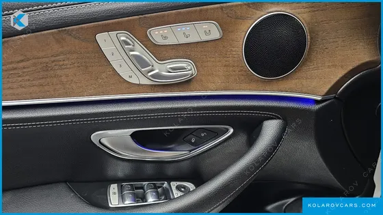 MERCEDES E-CLASS E300 EXCLUSIVE