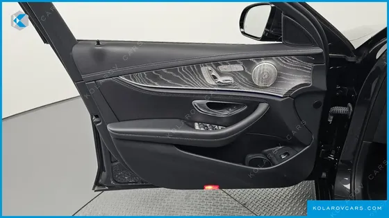 MERCEDES E-CLASS E350 4MATIC AMG LINE