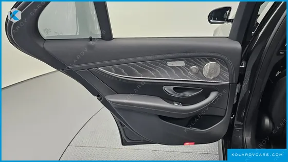 MERCEDES E-CLASS E350 4MATIC AMG LINE