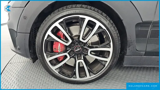 MINI CLUBMAN JCW