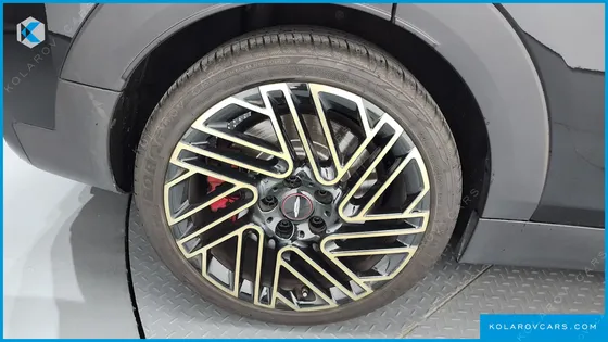 MINI CLUBMAN JCW UNTOLD EDITION