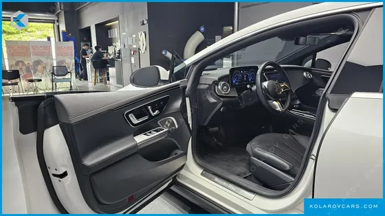 MERCEDES EQE EQE350+
