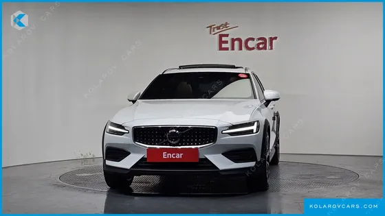 VOLVO V60 B5 ULTIMATE AWD