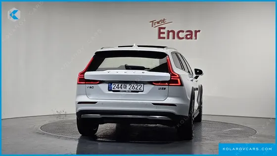 VOLVO V60 B5 ULTIMATE AWD