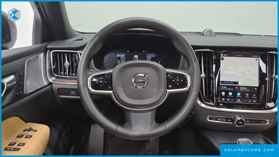 VOLVO V60 B5 ULTRA AWD