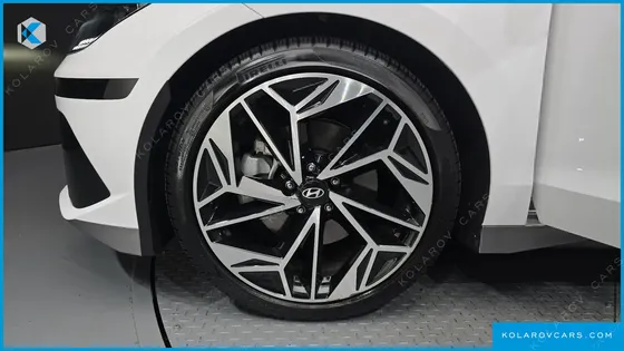 HYUNDAI IONIQ 6 LONG RANGE