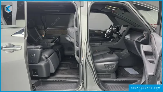 TOYOTA ALPHARD 2.5 HEV EXECUTIVE AWD