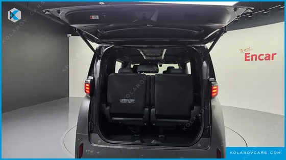 TOYOTA ALPHARD 2.5 HEV EXECUTIVE AWD