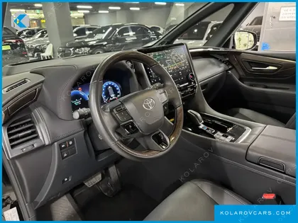 TOYOTA ALPHARD 2.5 HEV EXECUTIVE AWD
