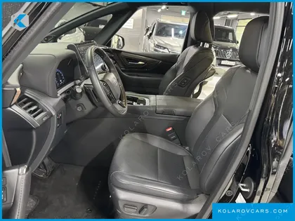 TOYOTA ALPHARD 2.5 HEV EXECUTIVE AWD