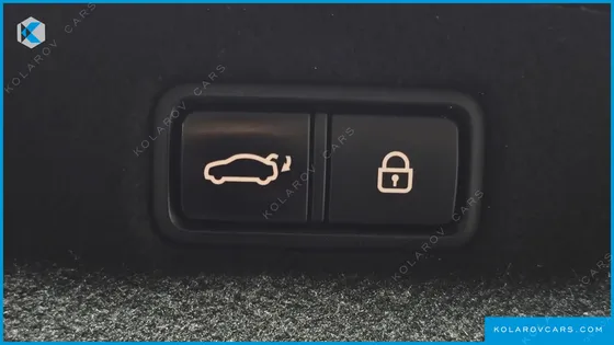 GENESIS G90 5.0 AWD