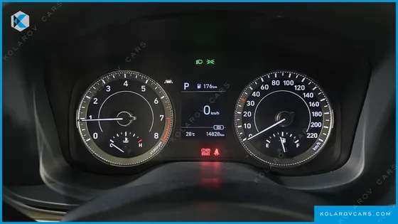 HYUNDAI VENUE 1.6 MODERN