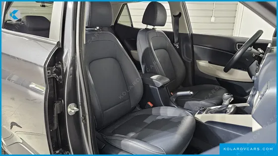 HYUNDAI VENUE 1.6 MODERN