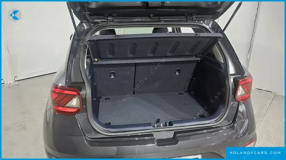 HYUNDAI VENUE 1.6 MODERN