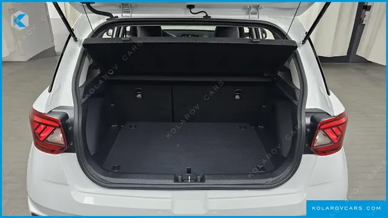 HYUNDAI VENUE 1,6 PREMIUM