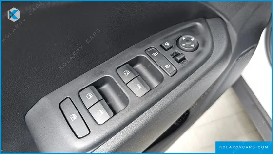 HYUNDAI VENUE 1,6 PREMIUM