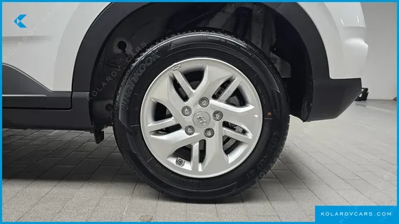 HYUNDAI VENUE 1,6 PREMIUM