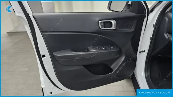 HYUNDAI VENUE 1,6 PREMIUM
