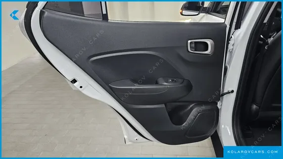 HYUNDAI VENUE 1,6 PREMIUM