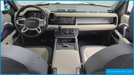 LAND ROVER DEFENDER 110 P300 X-DYNAMIC SE