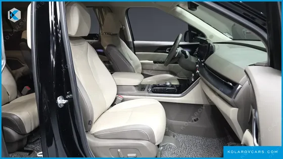 KIA CARNIVAL 9-SEATER HI-LIMOUSINE