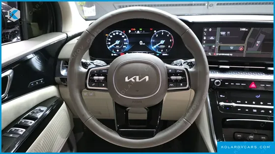 KIA CARNIVAL 9-SEATER HI-LIMOUSINE