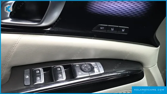 KIA CARNIVAL 9-SEATER HI-LIMOUSINE