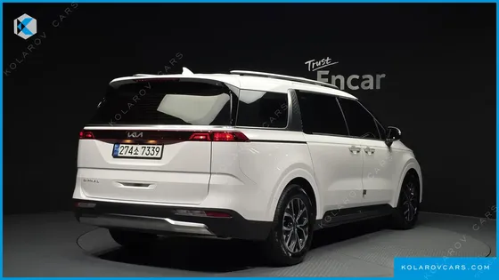 KIA CARNIVAL 9-SEATER NOBLESSE
